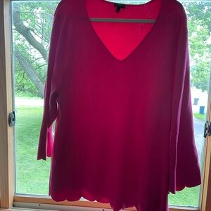 Talbots Fuchsia V-Neck Top with scalloped hem and sleeves
